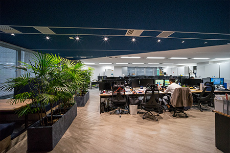 内装工事リース株式会社の執務室